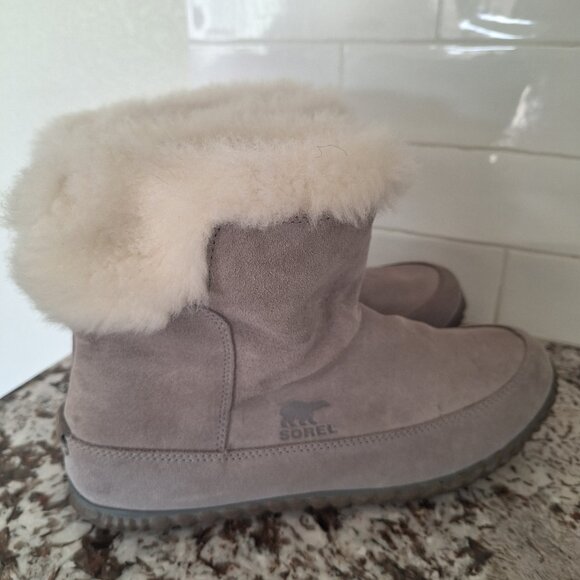 Sorel Women's Boots Size 11 Out N About Bootie Casual Gray Fur Suede Leather - Picture 2 of 7